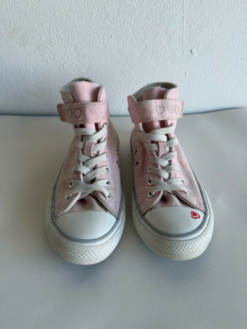 Converse Chuck Taylor All Star Love Hearts Pink High Top Sneakers Youth 3 Women5